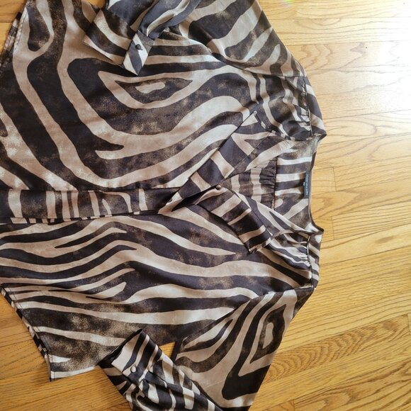 Jones New York Woman Zebra Print Blouse 24W - Picture 3 of 4